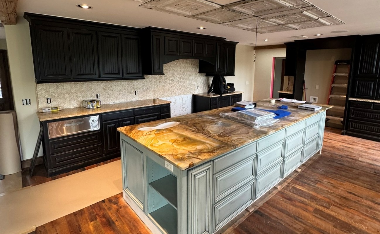 Outdated kitchen Before EKB remodel and design.